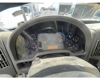 International 4400 Instrument Panel Cluster