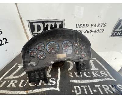 International 4400 Instrument Panel Cluster