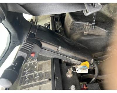 International 4900 Instrument Panel Cluster