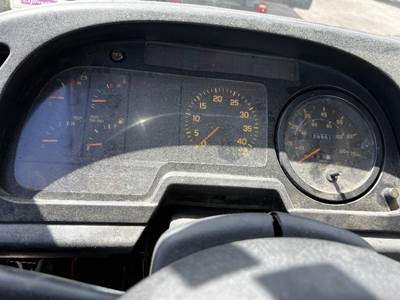 Isuzu FTR Instrument Panel Cluster