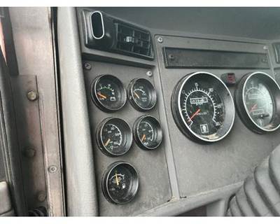 Kenworth T270 Instrument Panel Cluster