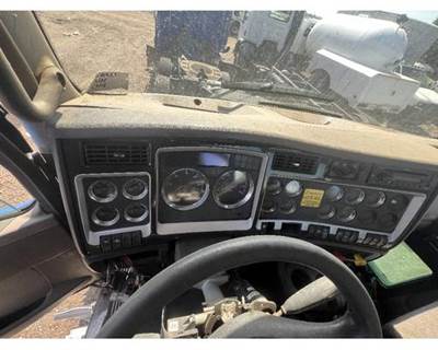 Kenworth T800 Instrument Panel Cluster