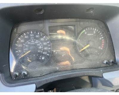 Mitsubishi Fuso FE180 Instrument Panel Cluster