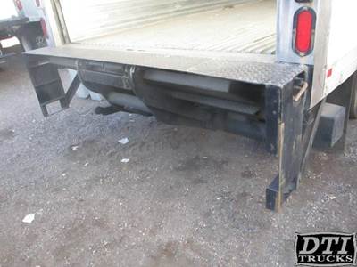 Isuzu NPR Liftgate