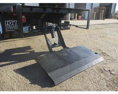 Used Liftgate 36" Deep 76" Wide Steel Platform 2000 Lb Capacity