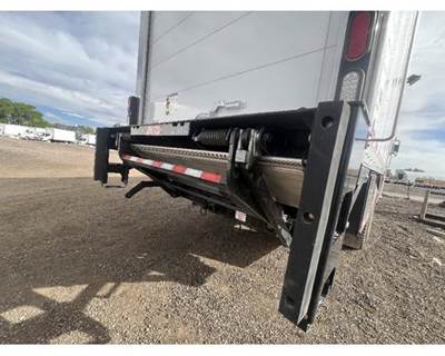 Waltco HLF25 2500 lb Aluminum Liftgate 84" x 60" Platform