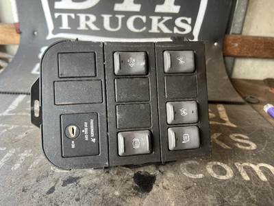 Used 2008 Chevrolet C6500 Control Panel