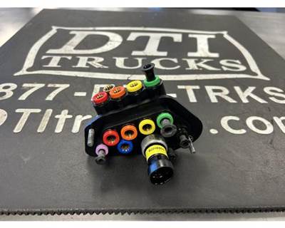 2004 Chevrolet C7500 Air Brake Manifold