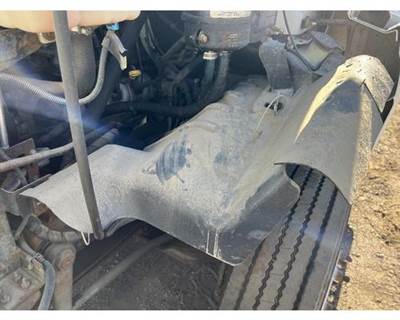 2006 GMC C5500 Fender Cover
