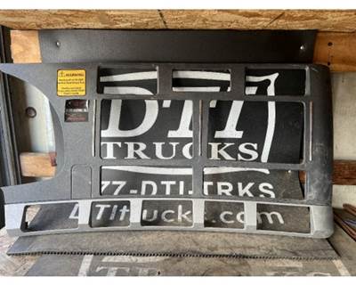 Used 2026 Kenworth T680 Dash Bezel, Part # S18-1055-00C2761