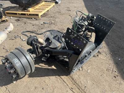 W&C Suspension Steerable pusher axle Assembly. New Condition, Ship Ready.