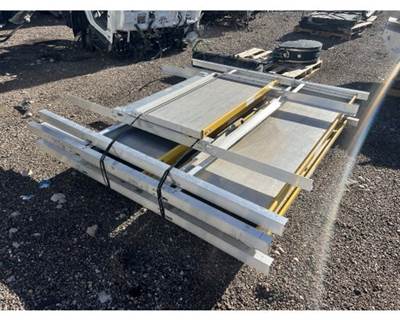 Used Fold Up Shelving, Ideal for Van Bodie