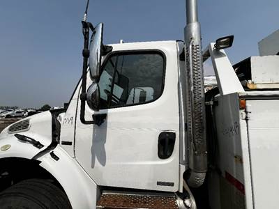 Freightliner M2 106 Muffler