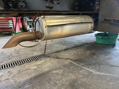 GMC C5500 Muffler