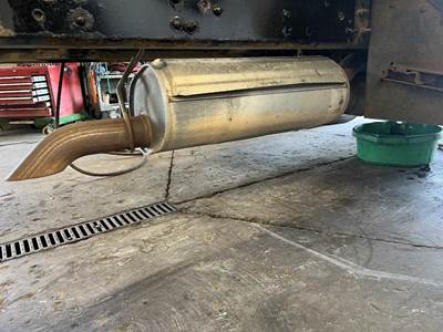 GMC C5500 Muffler