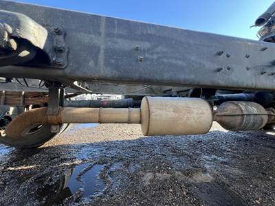 UD UD1800 Muffler for a Ud Truck UD1800