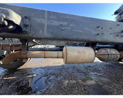 UD UD1800 Muffler for a Ud Truck UD1800