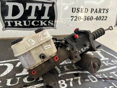 GMC C5500 Power Brake Booster