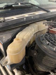 Freightliner M2 106 Radiator Overflow Bottle / Surge Tank