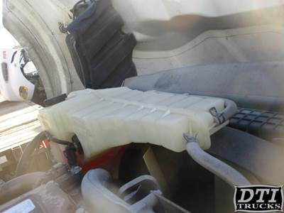 Freightliner M2 112 Radiator Overflow Bottle / Surge Tank