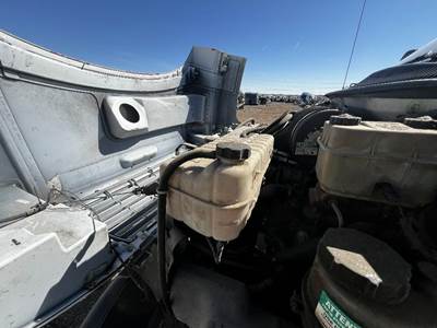 GMC C5500 Radiator Overflow Bottle / Surge Tank