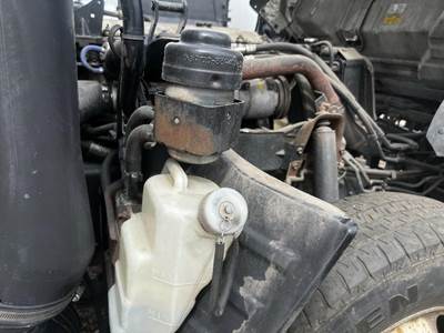 GMC W4500 Radiator Overflow Bottle / Surge Tank