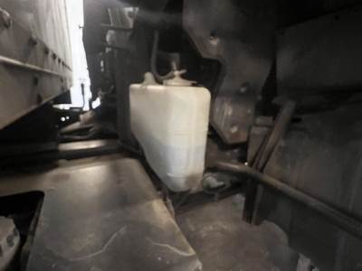 GMC WT5500 Radiator Overflow Bottle / Surge Tank