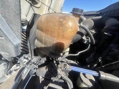 International 4300 Radiator Overflow Bottle / Surge Tank