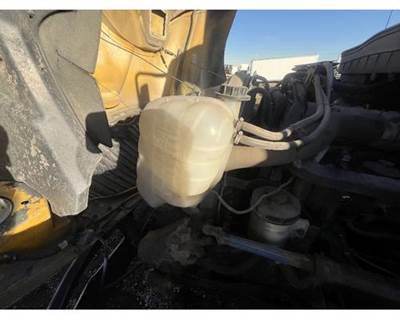 International 4300 Radiator Overflow Bottle / Surge Tank