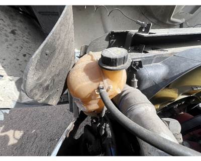 International 4300 Radiator Overflow Bottle / Surge Tank