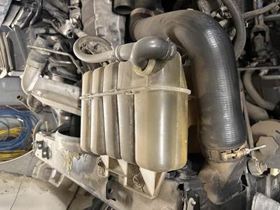 International 4400 Radiator Overflow Bottle / Surge Tank