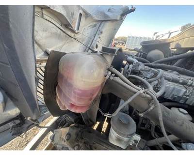 International 4400 Radiator Overflow Bottle / Surge Tank