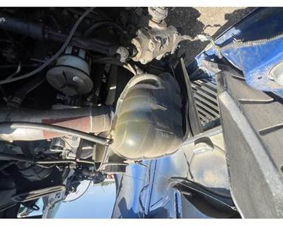 International 4400 Radiator Overflow Bottle / Surge Tank