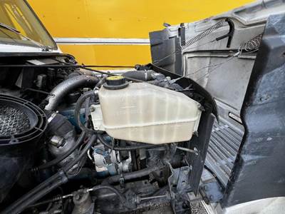 International 4700 Radiator Overflow Bottle / Surge Tank