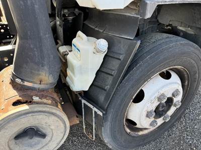 Isuzu NPR Radiator Overflow Bottle / Surge Tank