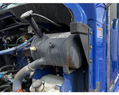 Kenworth T270 Radiator Overflow Bottle / Surge Tank