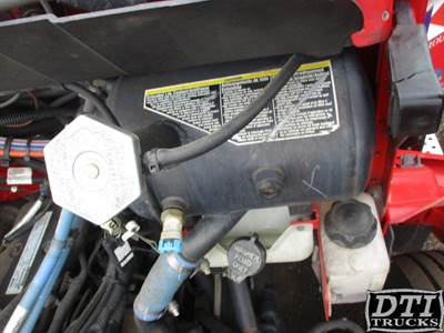 Kenworth T370 Radiator Overflow Bottle / Surge Tank