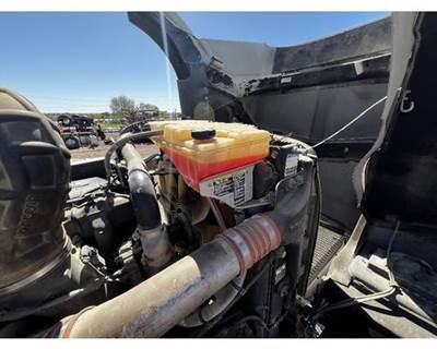 Kenworth T800 Radiator Overflow Bottle / Surge Tank