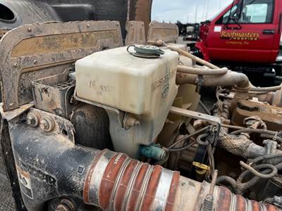 Peterbilt 337 Radiator Overflow Bottle / Surge Tank