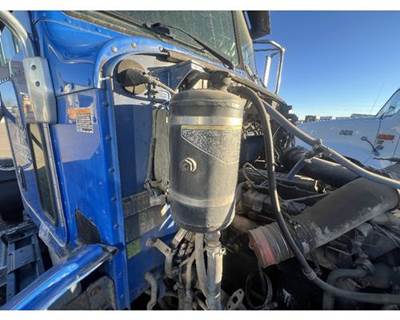 Peterbilt 337 Radiator Overflow Bottle / Surge Tank
