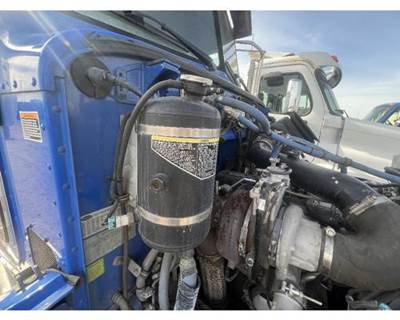 Peterbilt 337 Radiator Overflow Bottle / Surge Tank