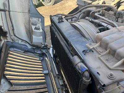 International 4400 Radiator Shroud