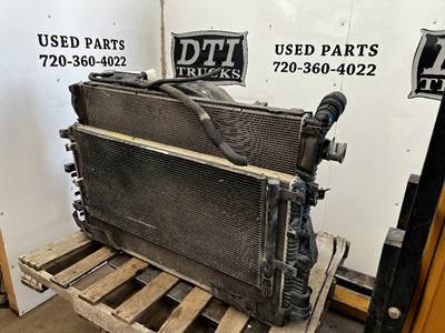 Ford F-550 Radiator for a Ford F550