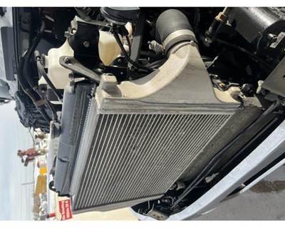 Hino 268 Radiator