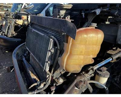 International 4400 Radiator