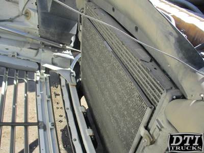 Sterling A9500 Radiator for a Sterling A9500 SERIES