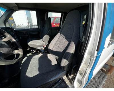 Chevrolet C4500 Left Seat