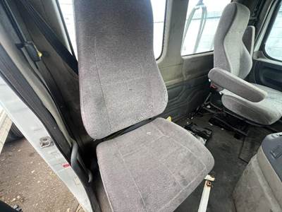 Freightliner Cascadia Right Seat