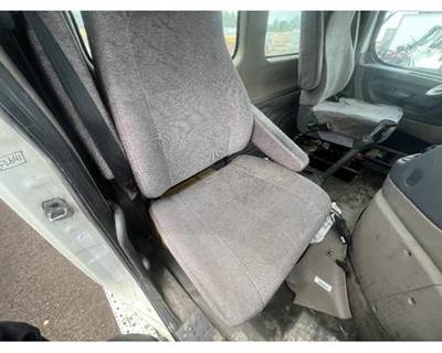 Freightliner Cascadia Right Seat