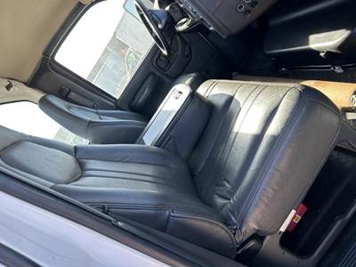 GMC C5500 Right Seat